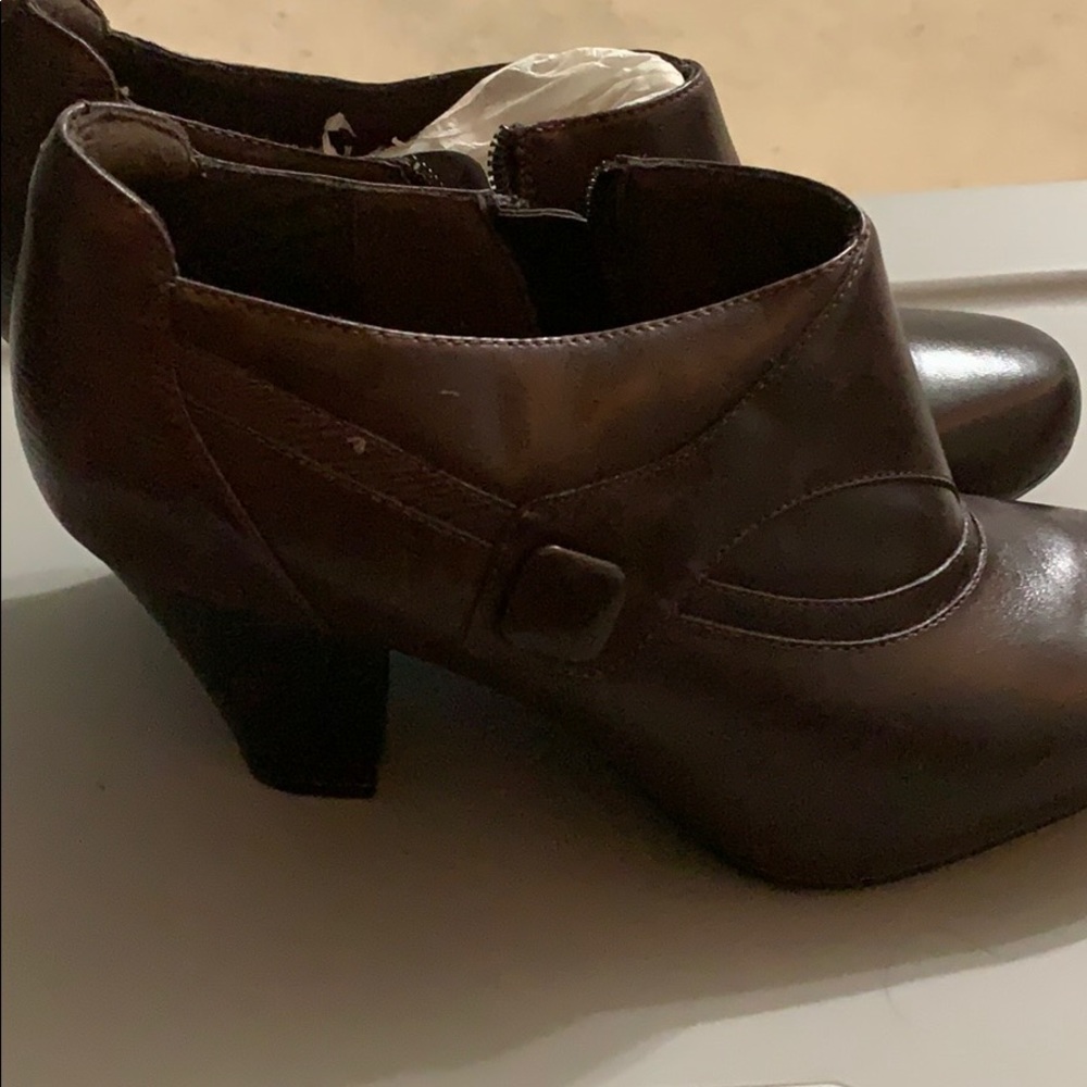 Ankle boots